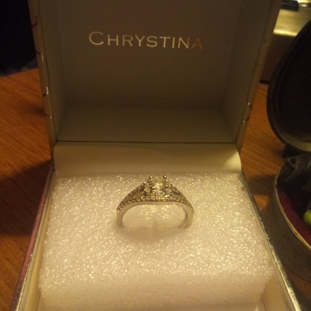 Engagement Ring ✨SOLD✨